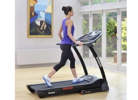 Wybór bieżni do domu: co musisz wiedzieć przed zakupem?