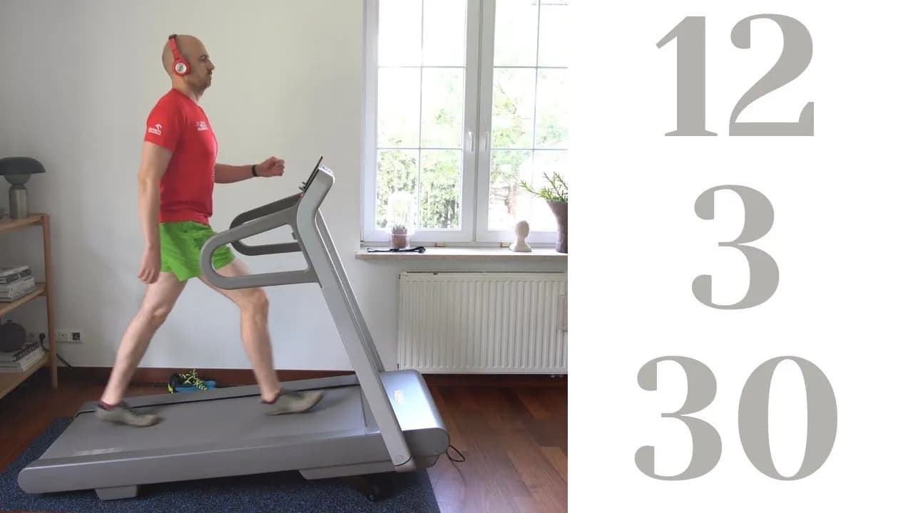 Bieganie na bieżni: schudnij, popraw technikę i uniknij nudy!